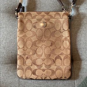 Coach Signature crossbody